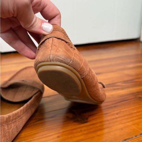 ⭐️3/$25⭐️ Lucky Brand Leather Flat Loafer - Picture 8 of 8